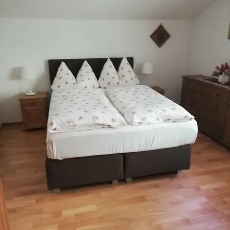 Haus Georg Homestay