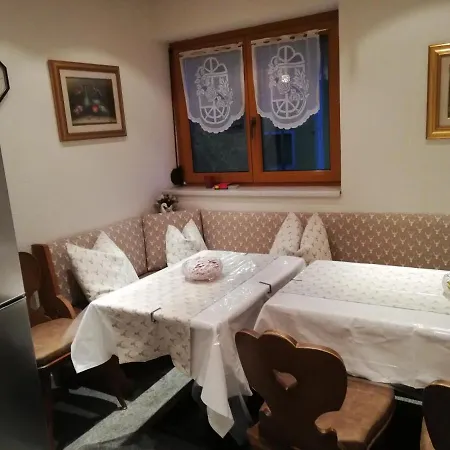 Homestay Haus Georg Innsbruck